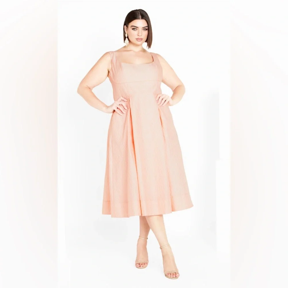 City chic Estella dress light peachy pink. Size 20W. New inpackage - Picture 2 of 8
